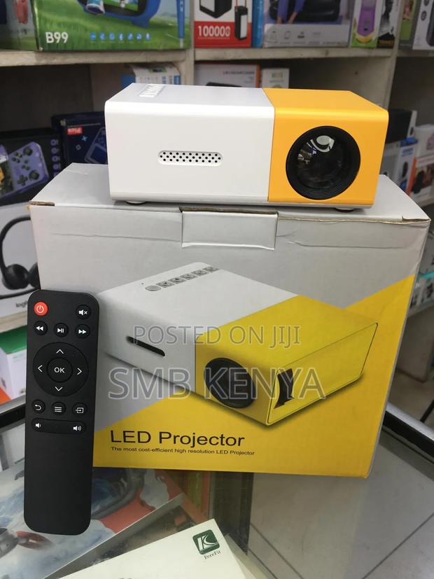 Cheap Mini Led Projector - main view
