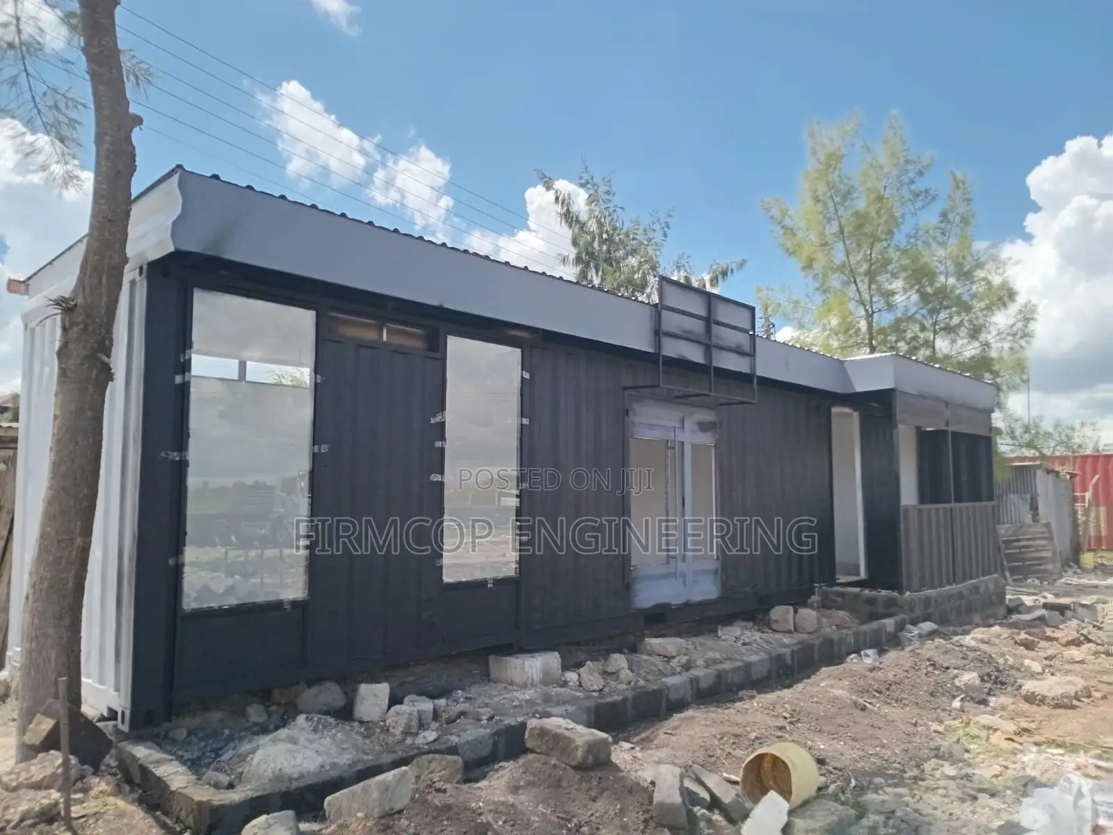 40ft Container Office With a Small Extension