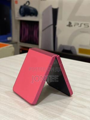 Samsung Galaxy Z Flip7 512 GB Red - main view