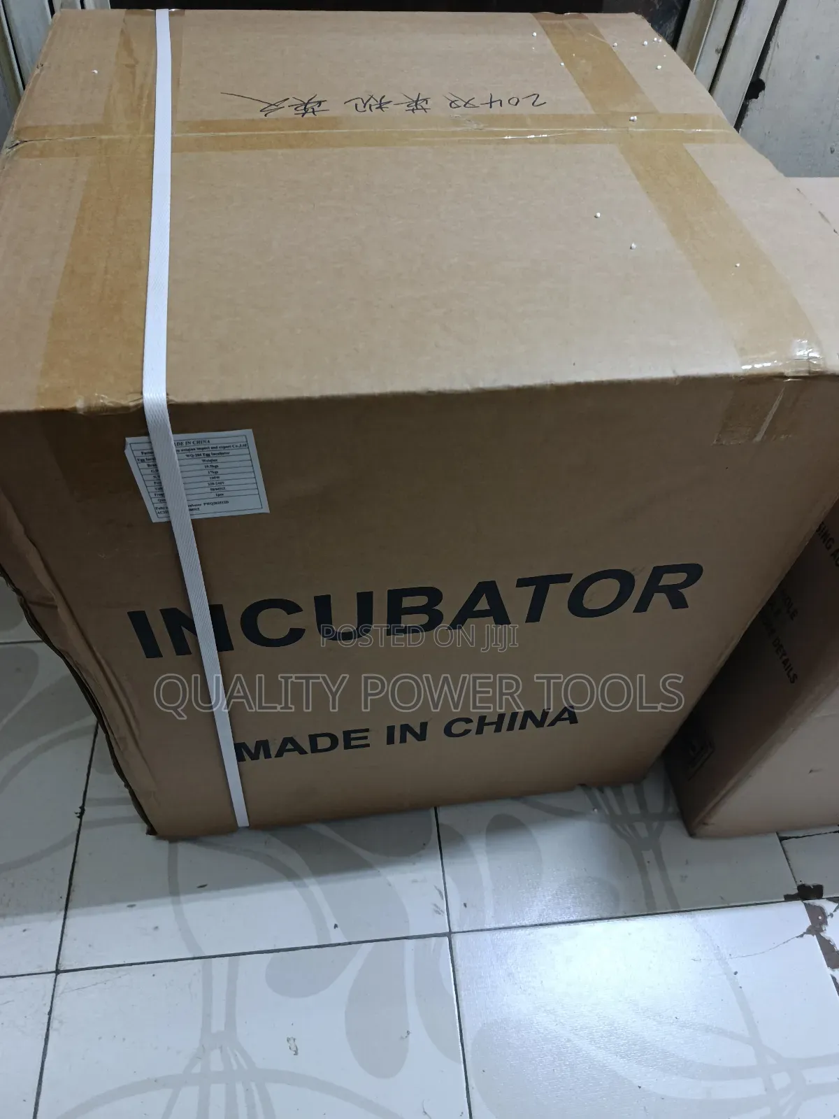 192 Egg Incubator