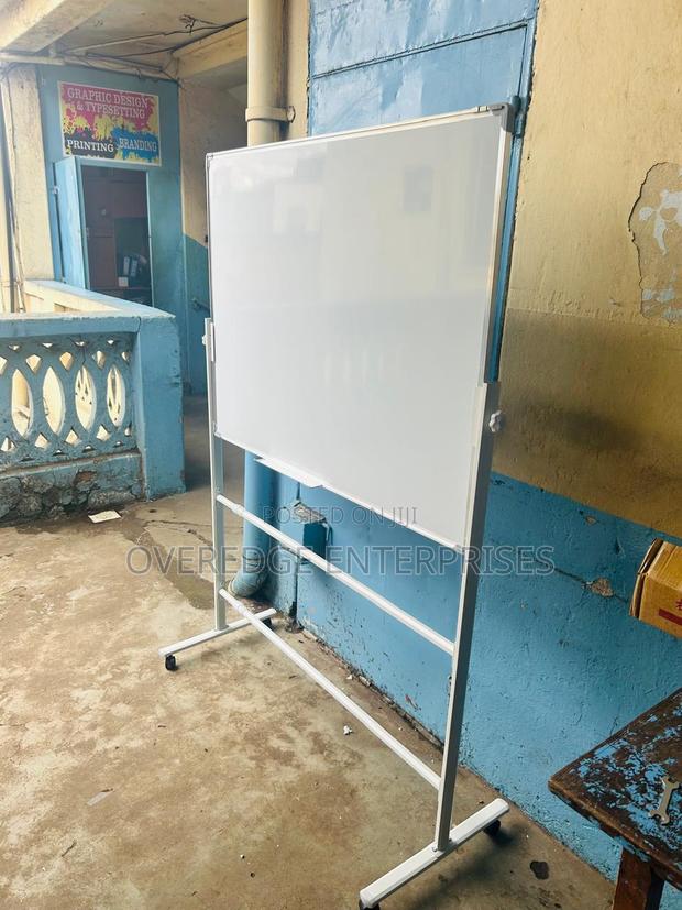 Boardroom Whiteboard With Stand Available - main view