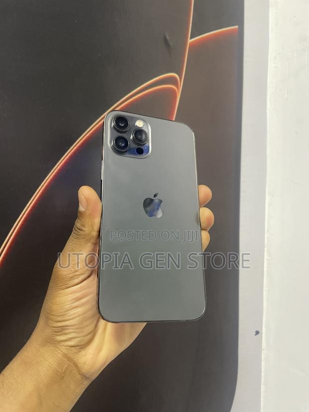 Apple iPhone 12 Pro Max 128 GB Gray - main view