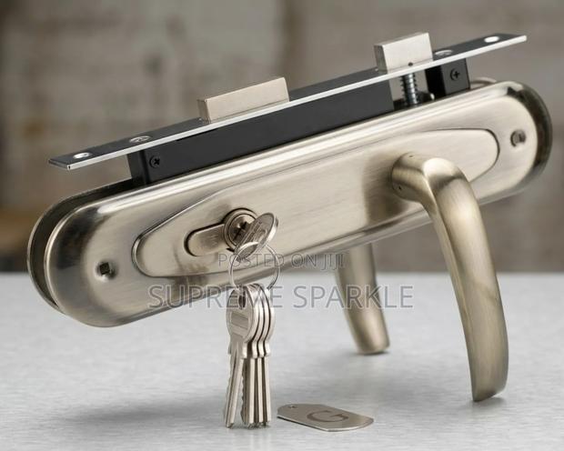 Bovos Mortise Cylinder Lock, Model DBC 23l