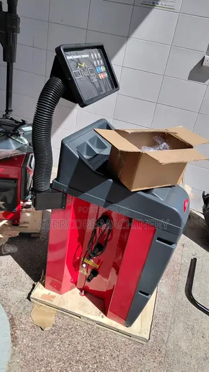 Commercial Wheel Balancer Machine S828 With Computer.