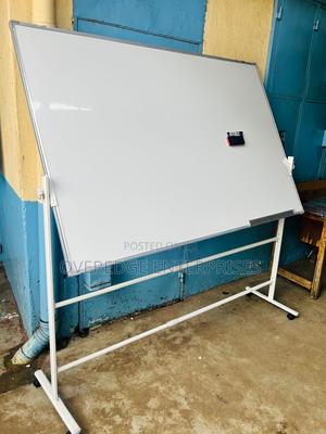 Flipping Whiteboard on Stand - thumbnail 2