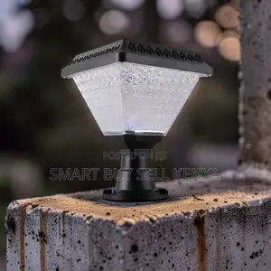 Outdoor Solar Garden Post Light With Diamond Cut Cover