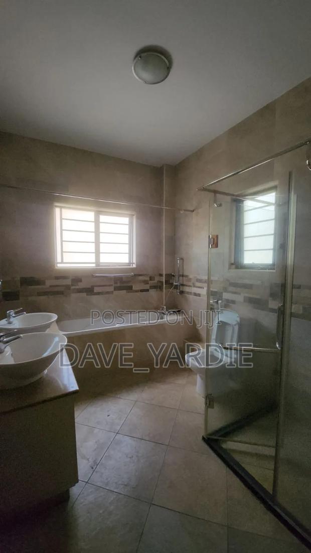 2bdrm Apartment in Raphta Road Area for sale - thumbnail 8