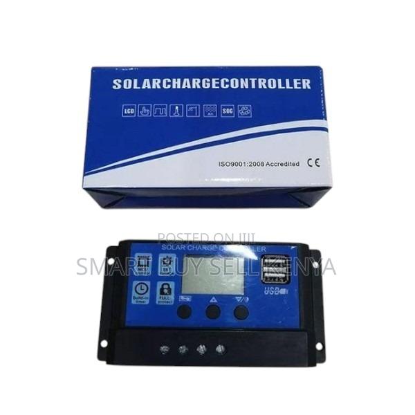 Efficient And Convenient Design 12v/24v 10a Solar Charge Controller