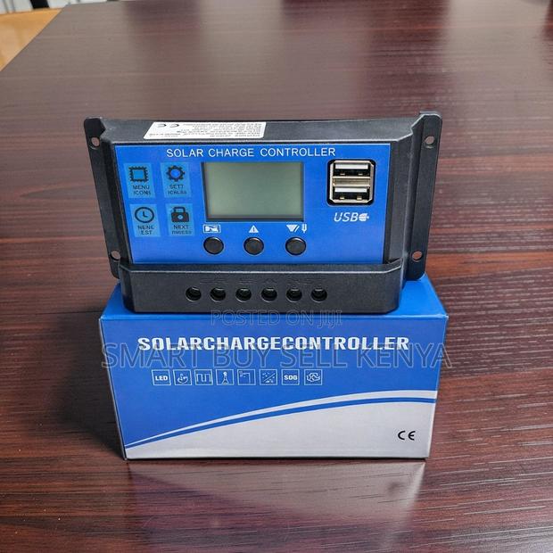 12v/24v 10a Solar Charge Controller With Friendly Interface - main view