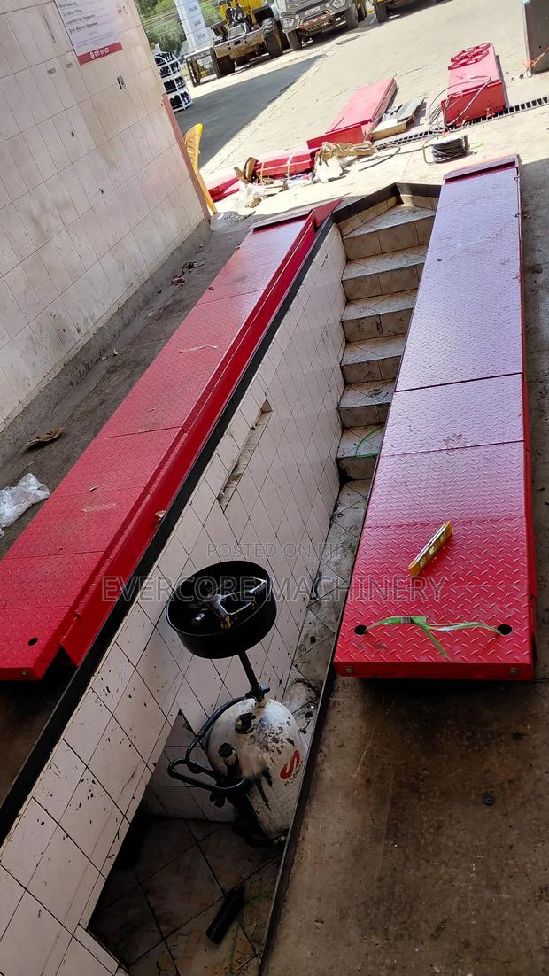 Heavy Duty Garage Pit Rack Machine 4tonne Lifting Capacity. - main view