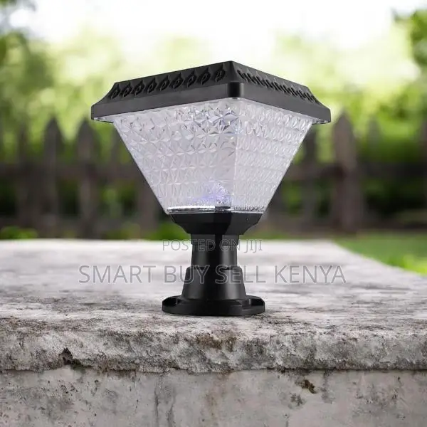 Waterproof Solar Garden Post Light With Crystal Body