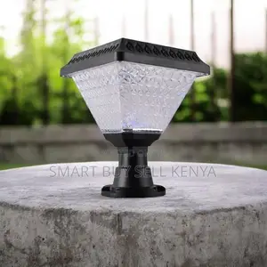 Solar Garden Fence Post Light With Automatic Lighting