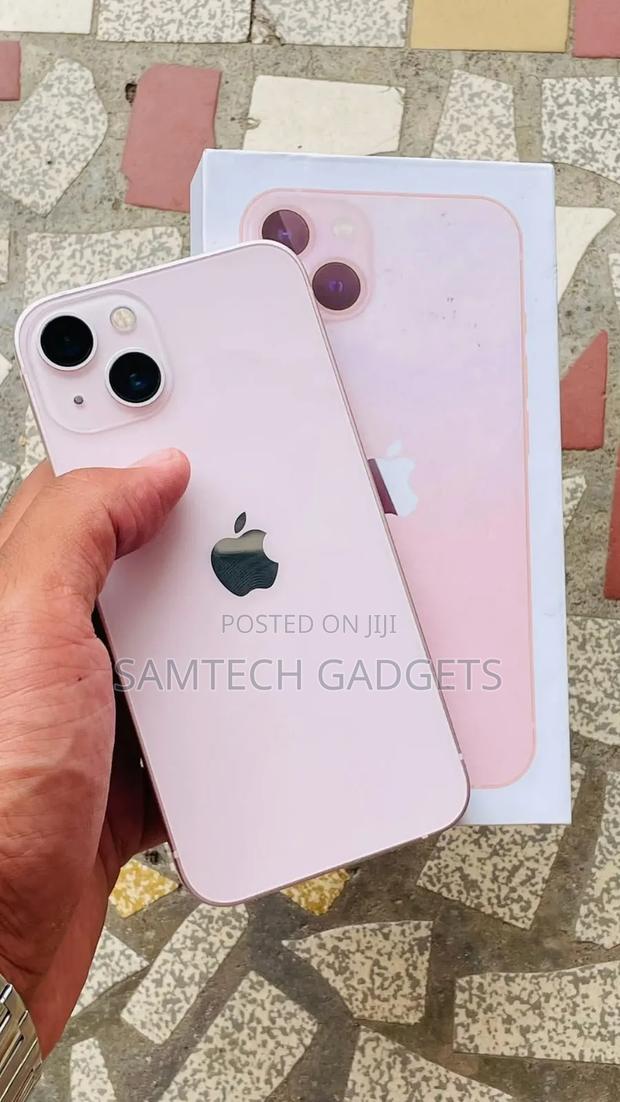 New Apple iPhone 13 128 GB Pink