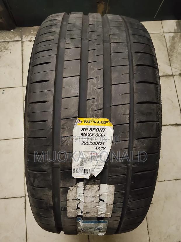 295/35r21 Dunlop Tyre Made In Japan