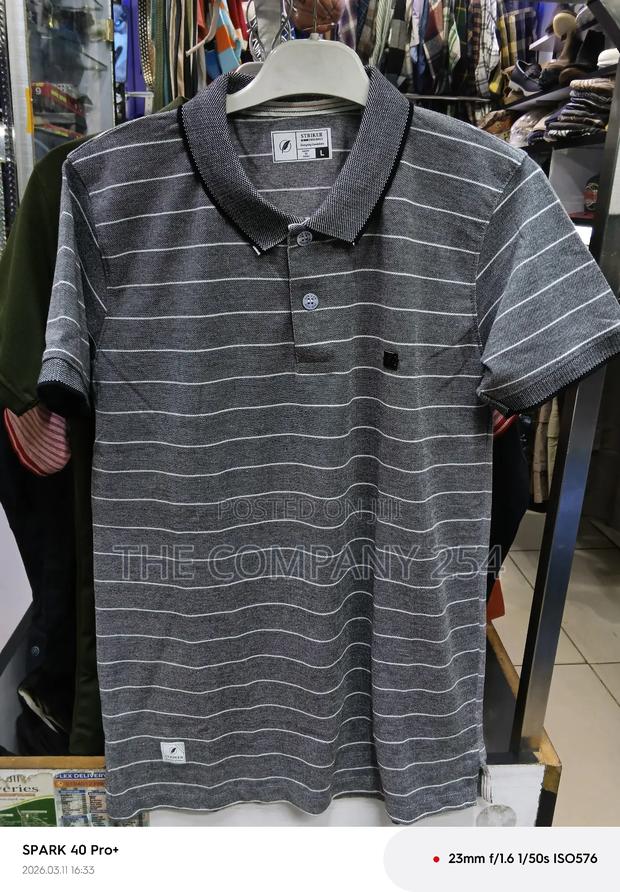 Quality Casual Cotton Collar Short Sleeved Polo T-Shirt Available - thumbnail 4