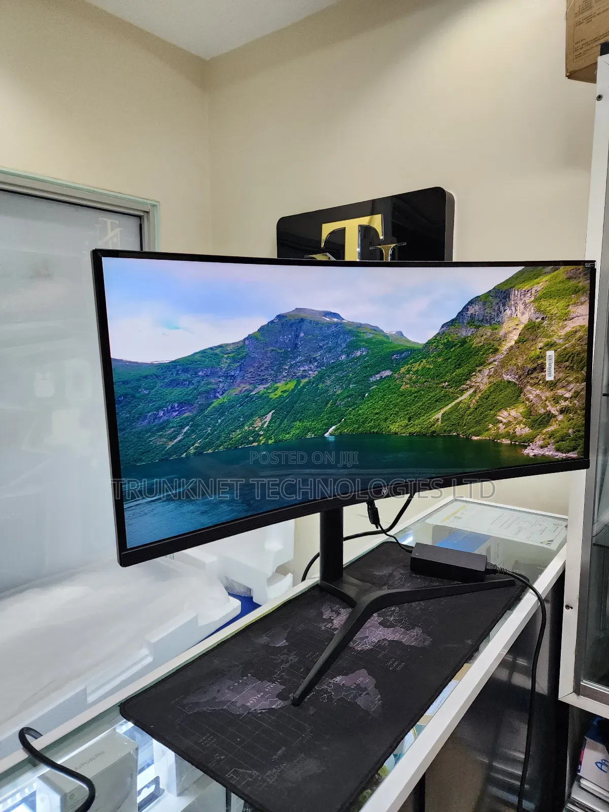 Js Nova Auren Series 34′′ Ultra-Wide Curved Monitor