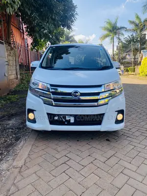 Nissan Dayz Highway Star G 2018 Pearl