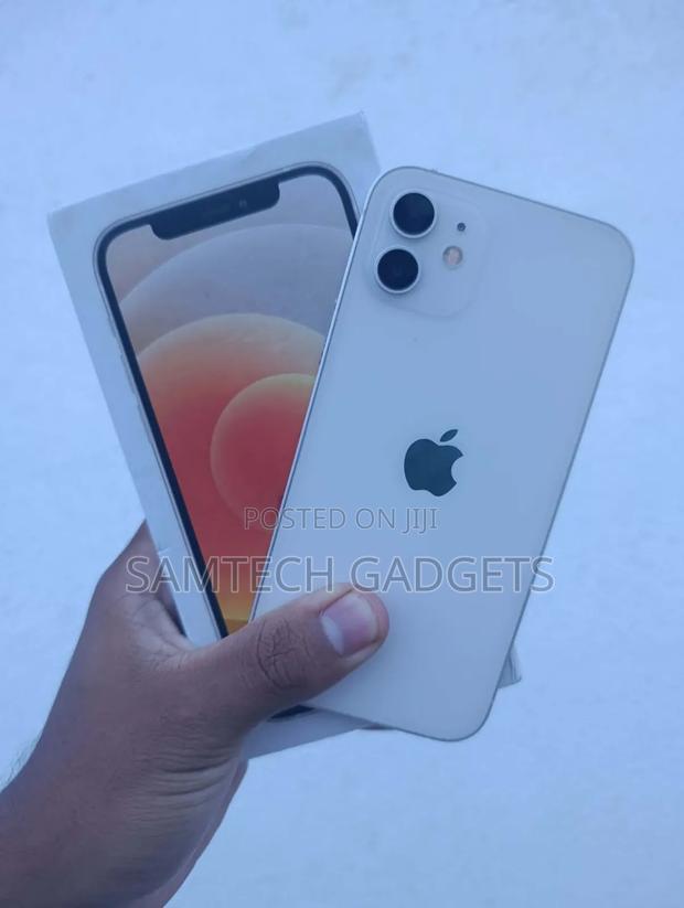 Apple iPhone 12 128 GB White - main view