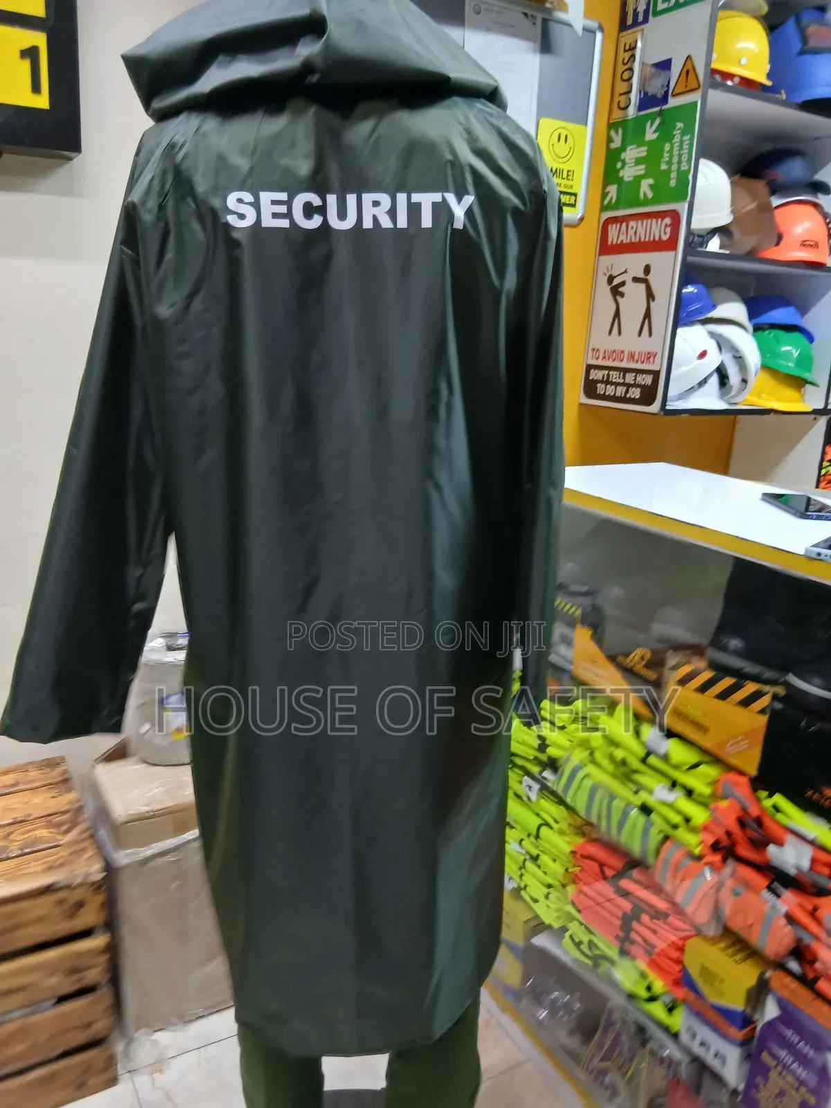 Durable Waterproofing Fabric Rain Coat Juggle