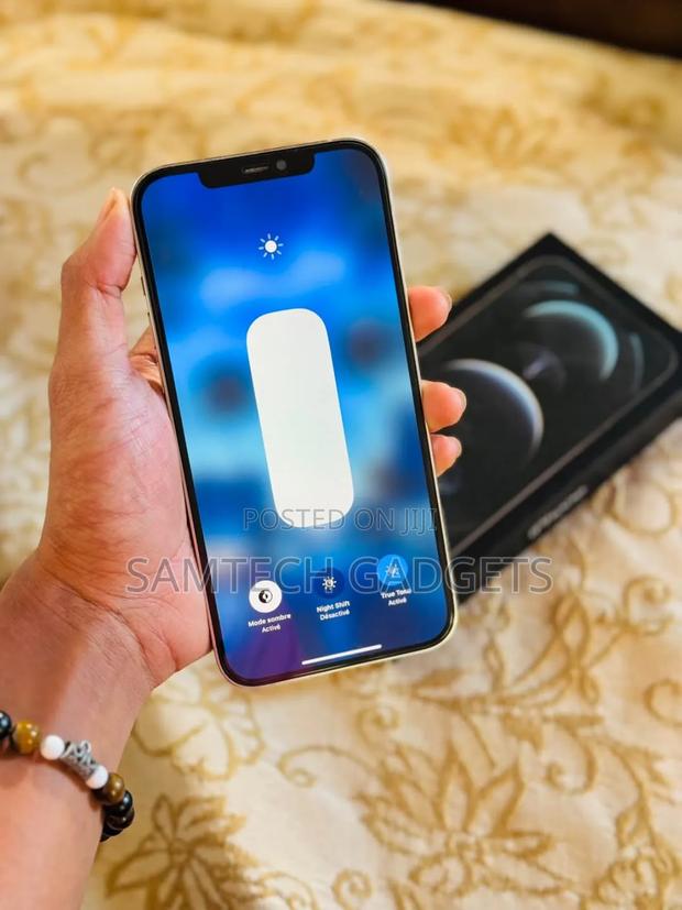 Apple iPhone 12 Pro Max 128 GB Gold - thumbnail 3