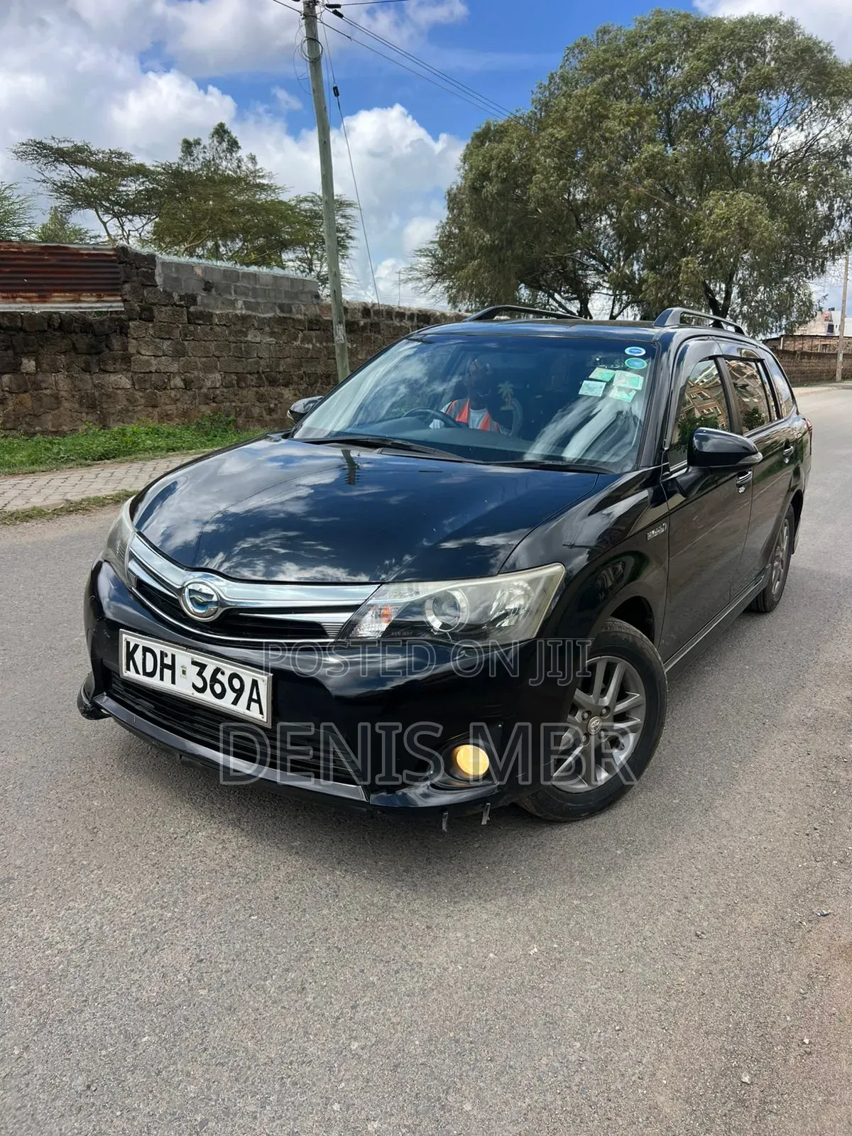 Toyota Corolla Fielder 2017 Black