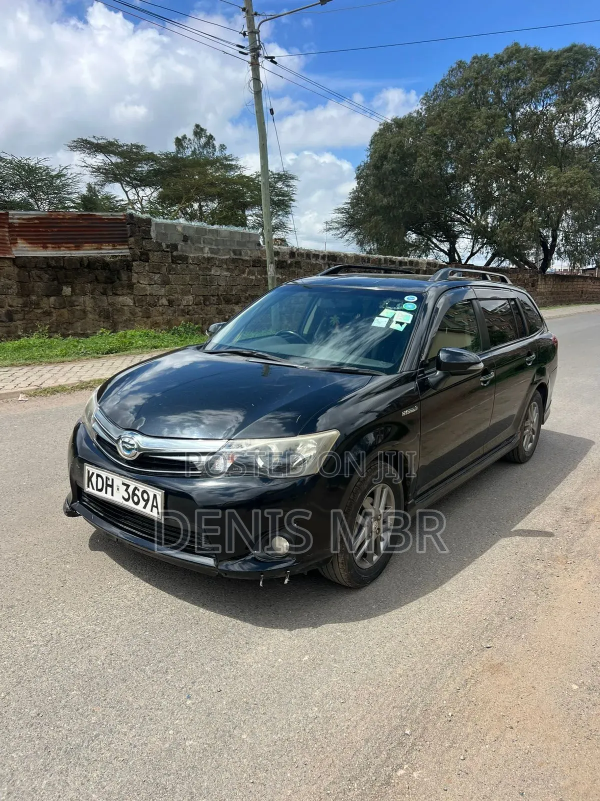 Toyota Corolla Fielder 2017 Black