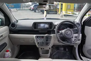 Toyota Passo 2018 Black