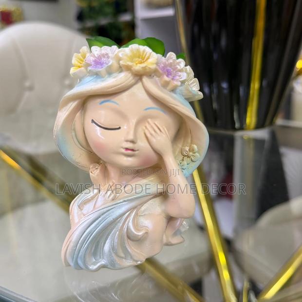 Little Doll -Like Decorative Succulent - thumbnail 6