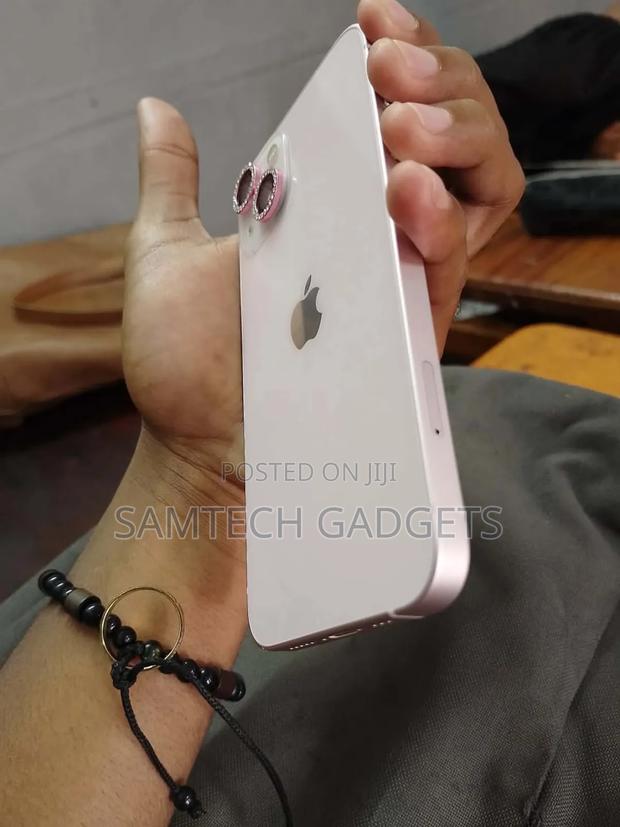 Apple iPhone 13 128 GB Pink