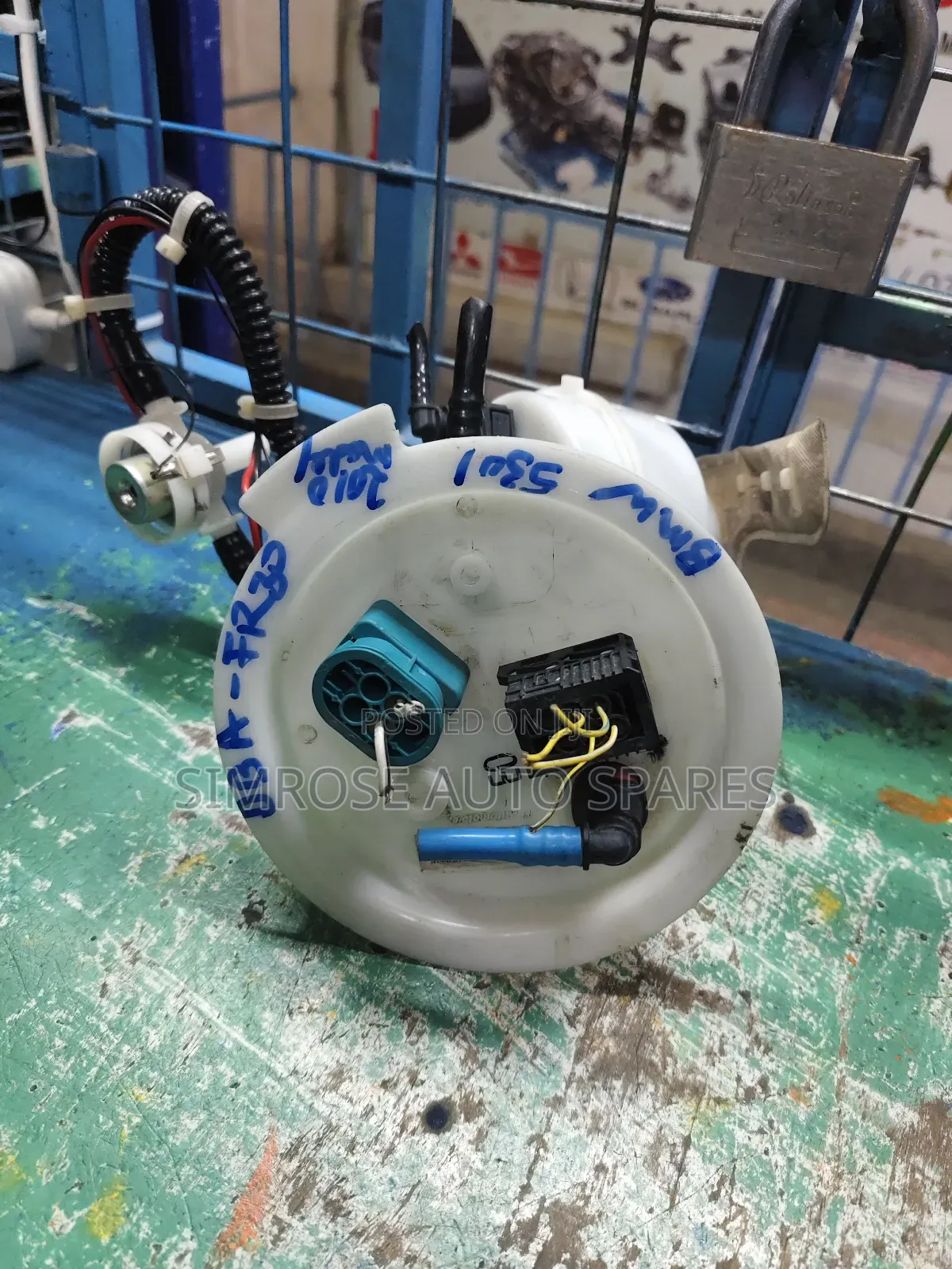 Fuel Pump BMW 2010 Dba-Fr30