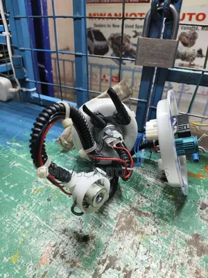 Fuel Pump BMW 2010 Dba-Fr30
