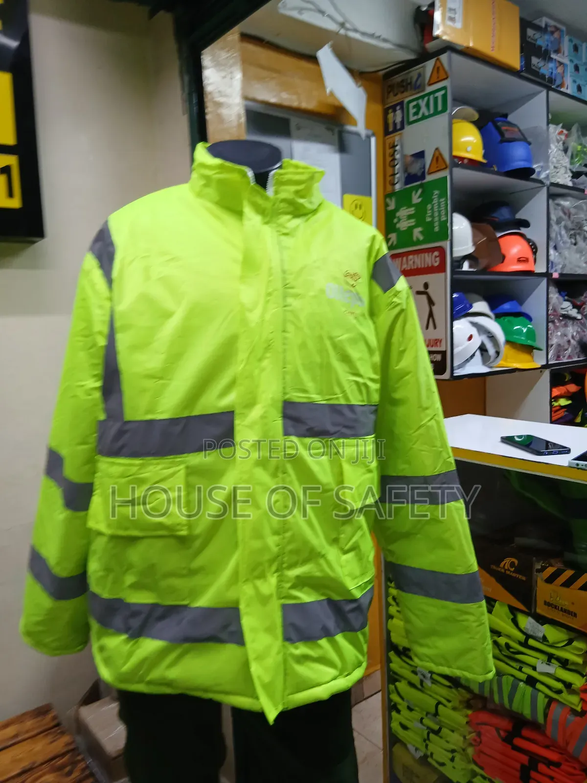 Outdoor Wind Resistant Jackets in Luminous Green