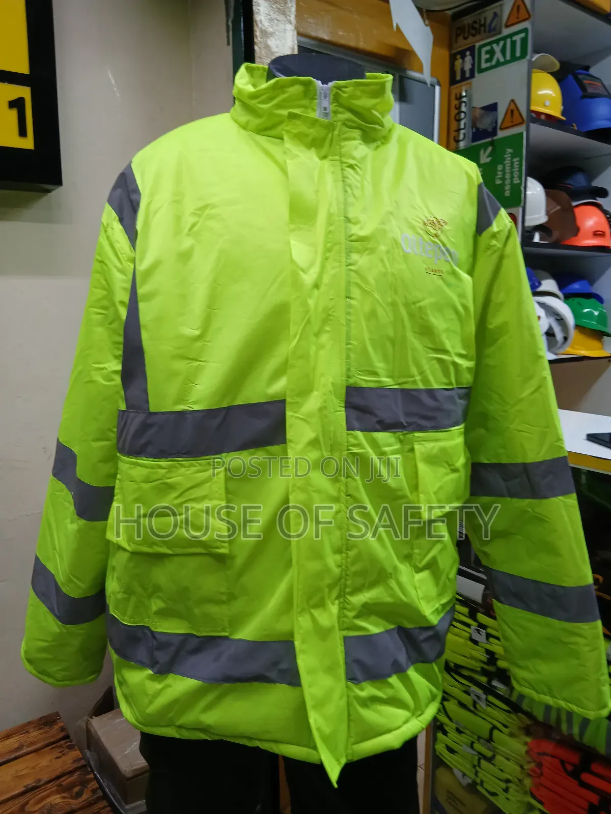 Reliable Luminous Lightweight Jacket Size Xl