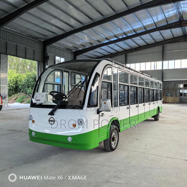 New Bus 2025 White - thumbnail 2