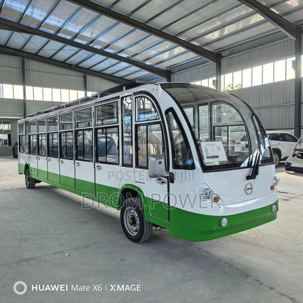 New Bus 2025 White - thumbnail 6