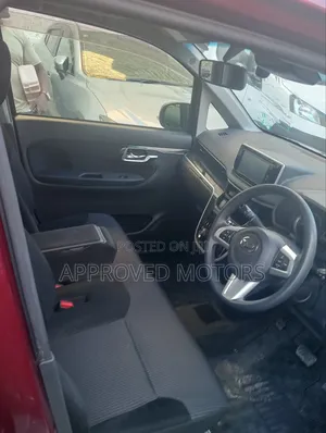 Daihatsu Move 2019 Red