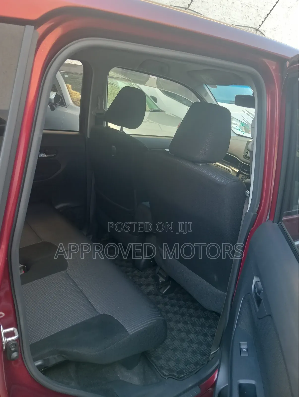 Daihatsu Move 2019 Red