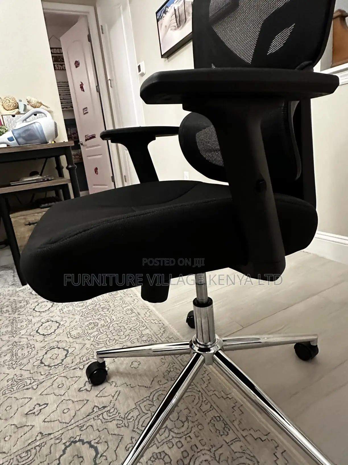 Office Chairs: High-back Executive Orthopedic Seats