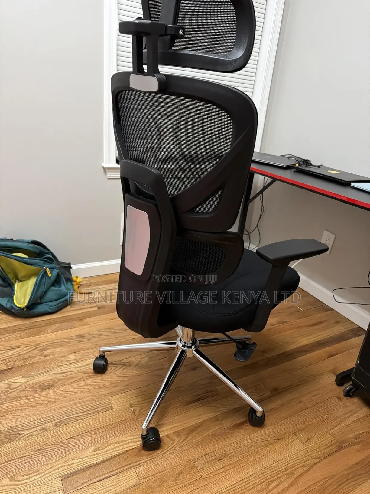 Office Chairs: High-back Executive Orthopedic Seats