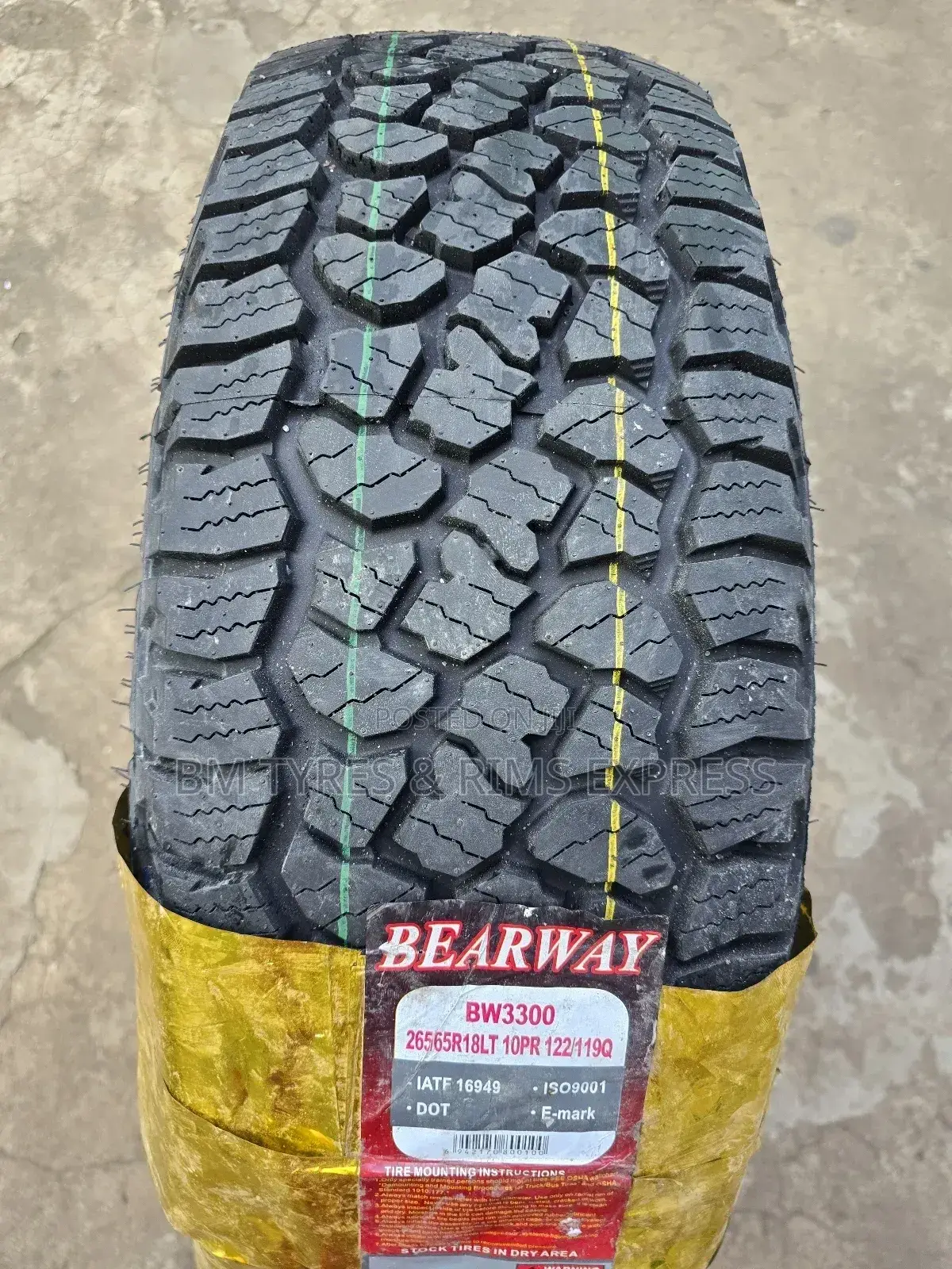 265 /65 R18 Bearway.