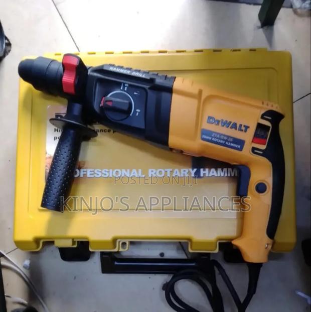 Dewalt 800watts Rotary Hammer