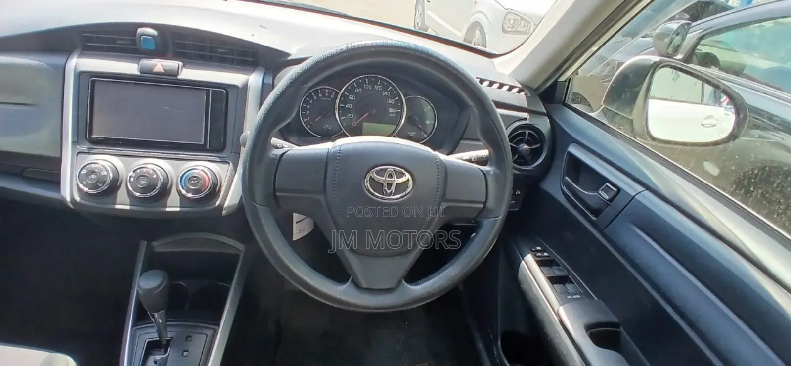 Toyota Corolla Fielder 2019 White