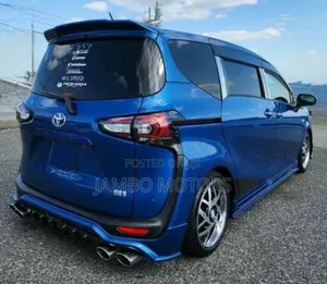 Toyota Sienta 1.5 Hybrid FWD (6-seater) 2020 Blue