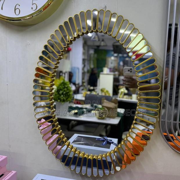 Oval Shaped Decorative Mirror for Dining,Homes, Office. - thumbnail 5