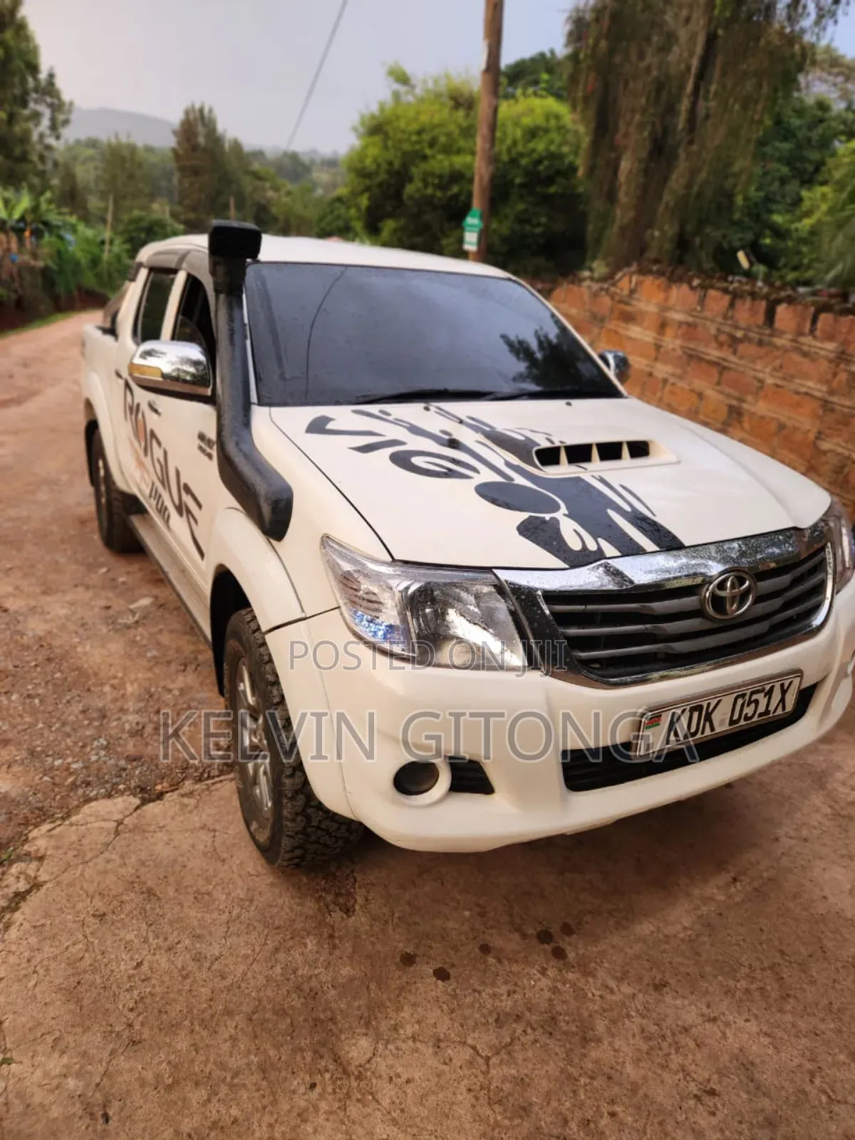 Toyota Hilux 2015 White