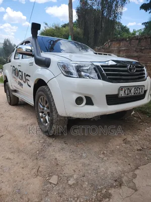 Toyota Hilux 2015 White