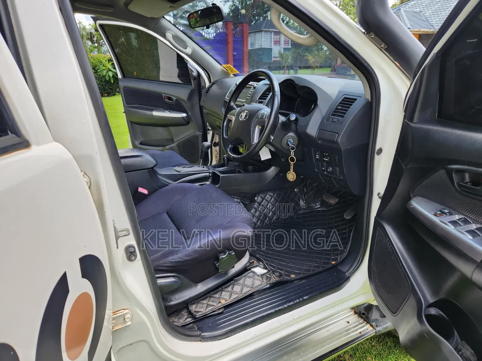 Toyota Hilux 2015 White