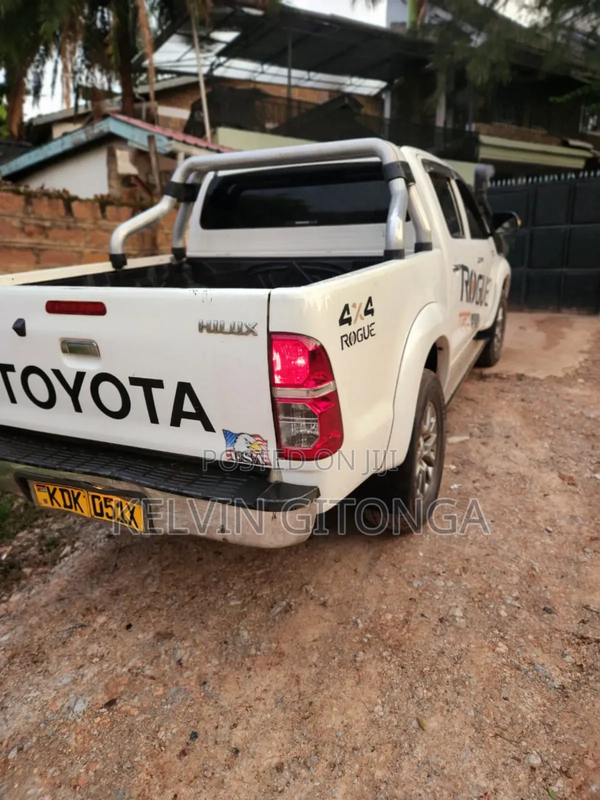 Toyota Hilux 2015 White