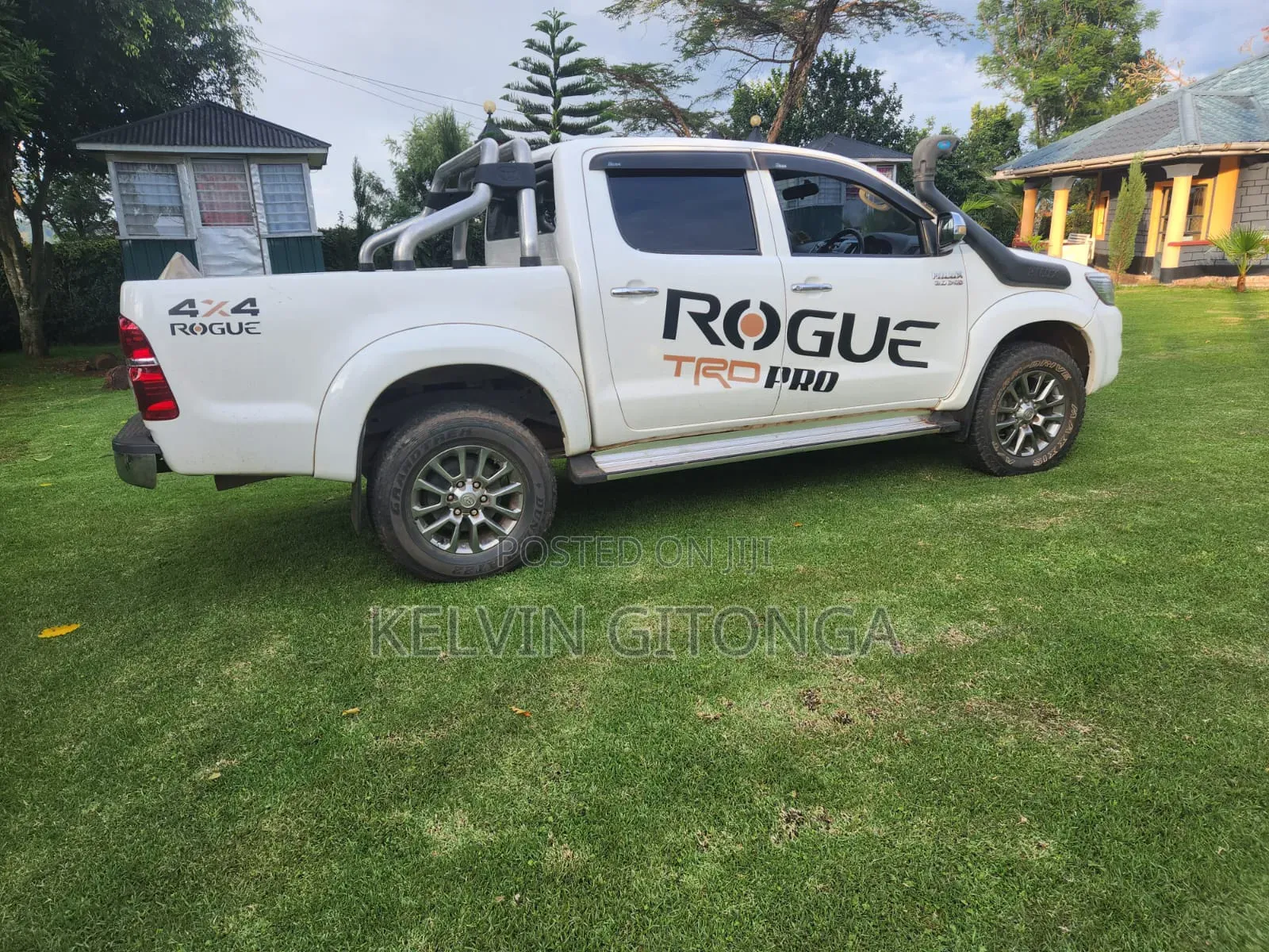 Toyota Hilux 2015 White