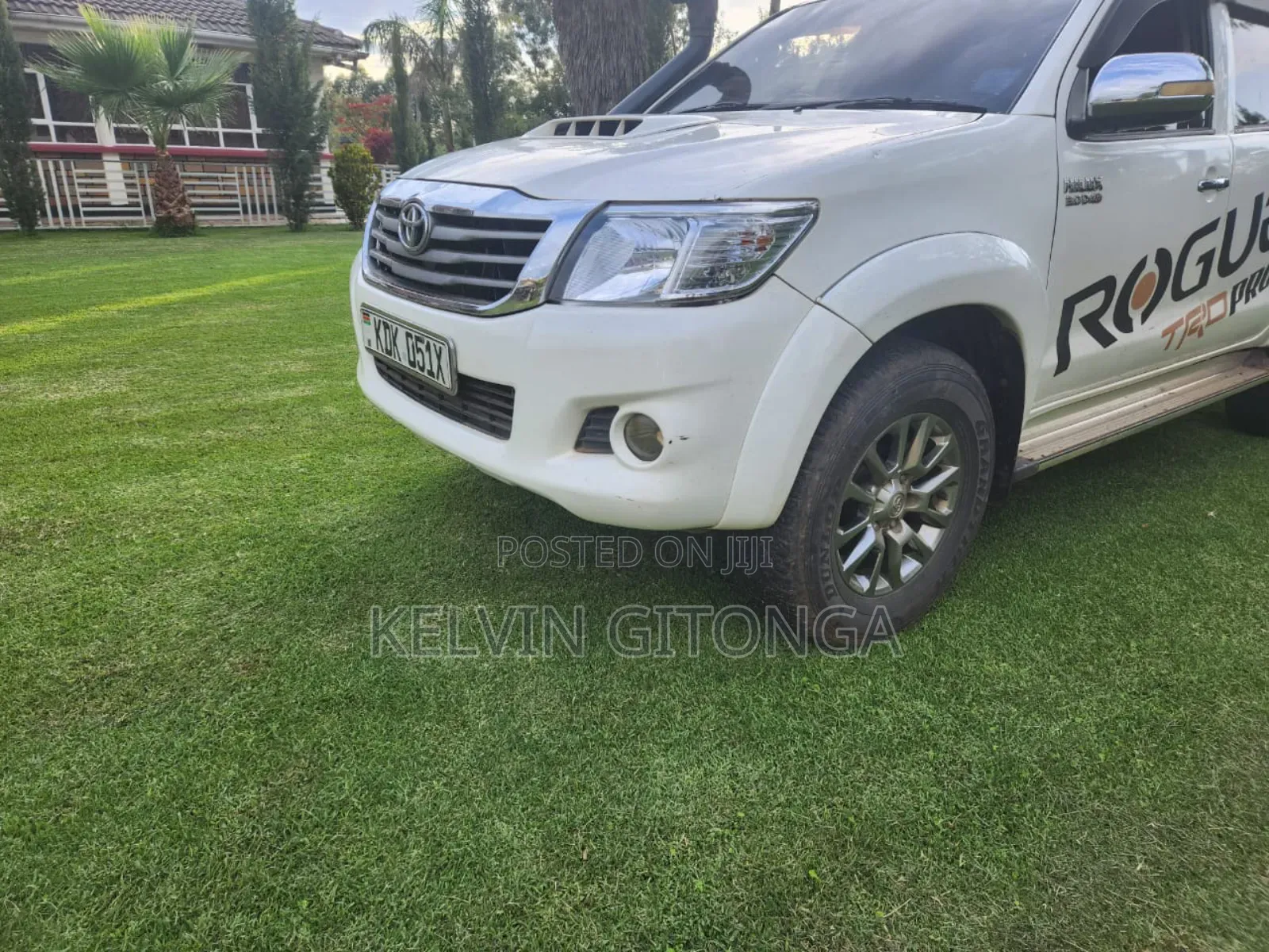 Toyota Hilux 2015 White